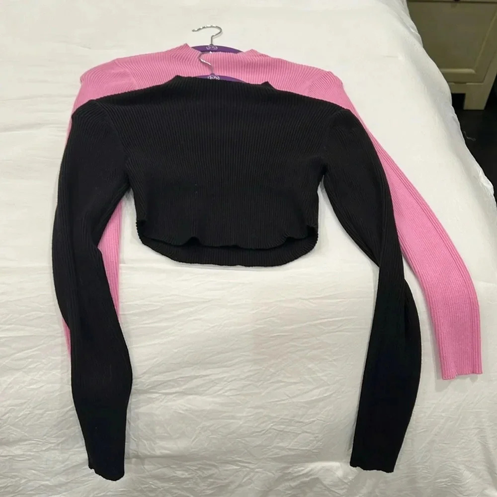 Mimosa sweaters cropped great for jeans 2 Tops. - Picture 2 of 7